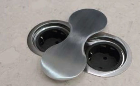 2 Enchufes Empotrables tipo Shucko de CucineOggi Box Butterfly IL 250